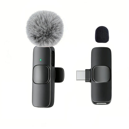 Micrófono lavalier inalámbrico Nexorretail tipo C con clip para solapa, diseño compacto y fácil de usar para grabaciones y transmisiones.