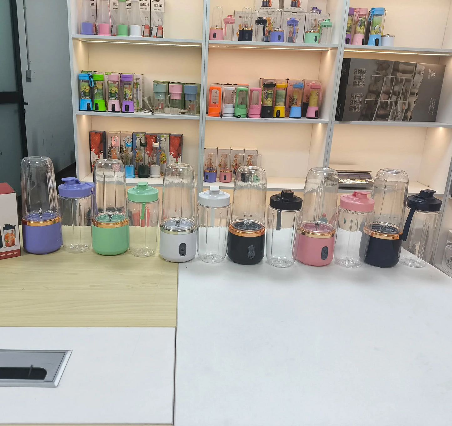 Licuadora USB portátil de 6 colores, 400ml, exprimidor eléctrico de viaje, taza para batidos, batidos, cocina, Mini herramienta mezcladora