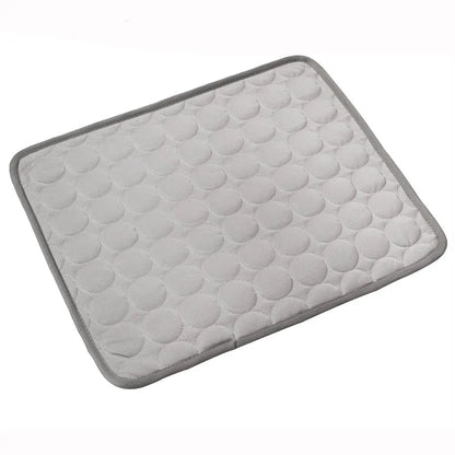 Alfombra refrescante para perros y gatos Nexorretail, manta fría de verano en tamaño M a 2XL, ideal para mantenerlos frescos.